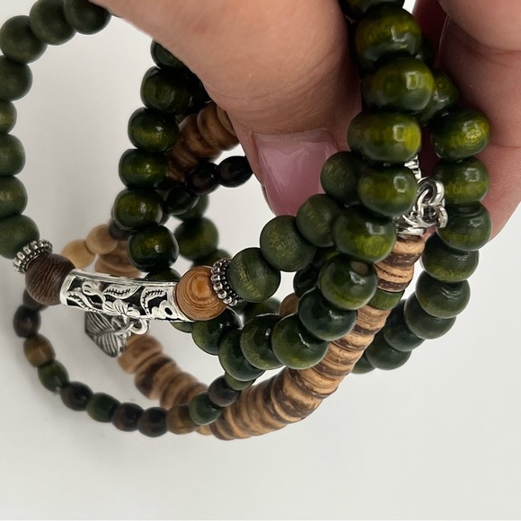 Handmade wooden beads stretch bracelets Set of 5, NEW! - Picture 4 of 5